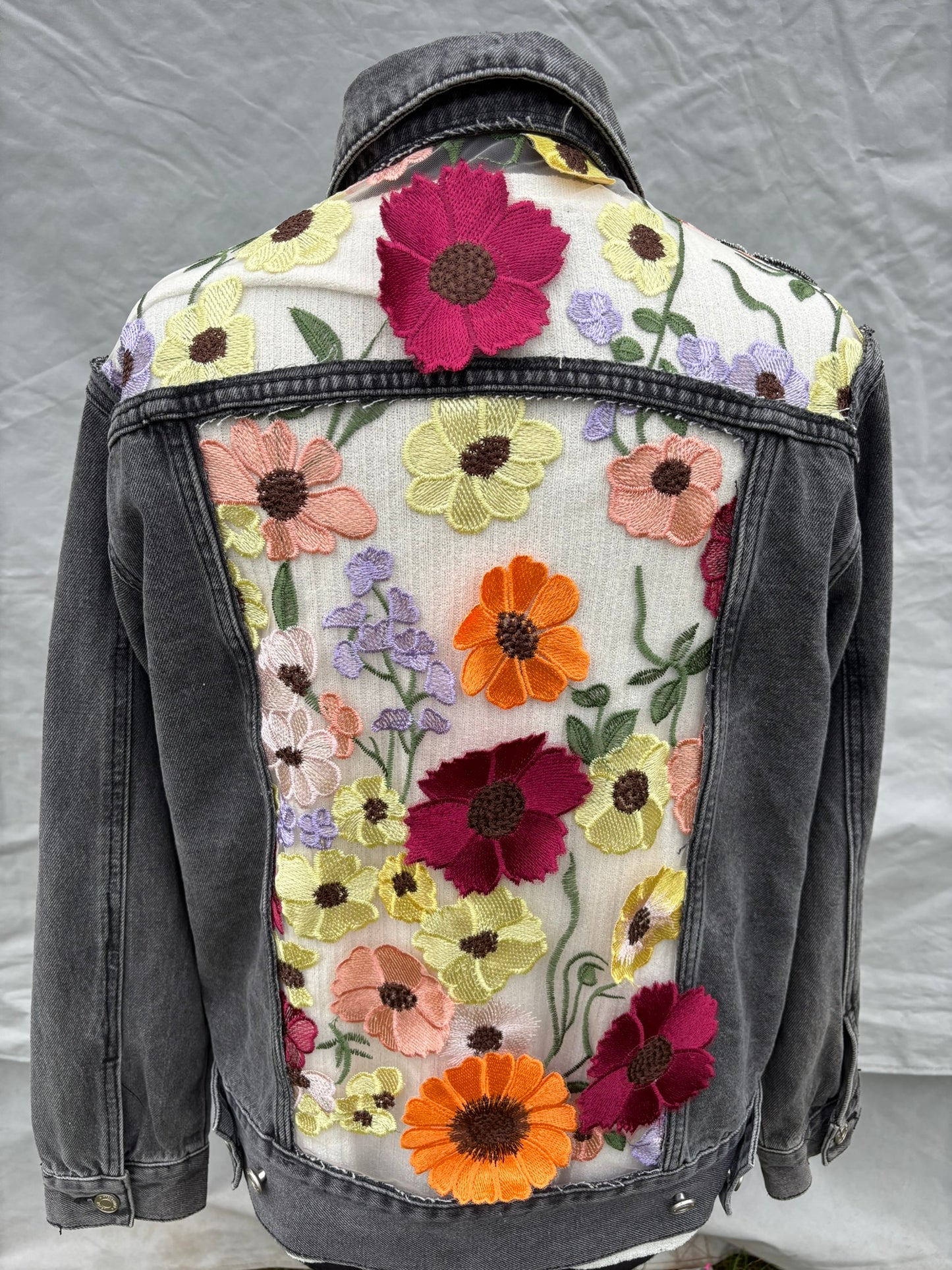 3D Flower Mesh Ladies Jacket